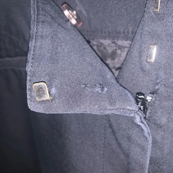 Apt. 9 black capri pants size 4 - Picture 5 of 10